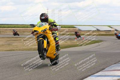 media/Apr-26-2024-TrackDaz (Fri) [[c4b677d280]]/C Group/140pm (Wheelie Bump)/